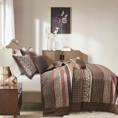 Madison Park 5pc Cambridge Reversible Jacquard Bedspread Set 2 Madison Park 5pc Cambridge Reversible Jacquard Bedspread Set - Image 2